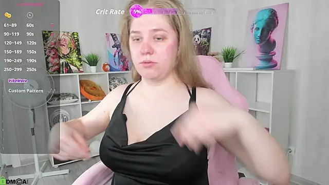 Snapshot of Megan_Violer chatting on June 2026 05:22:01 PM Megan Violer online show from June 2026 05:22:01 PM
