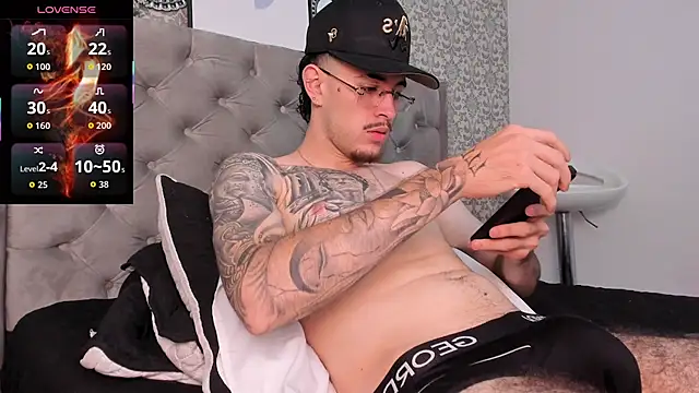 CodyWalkerR online show from November 2025 05:27:01 PM