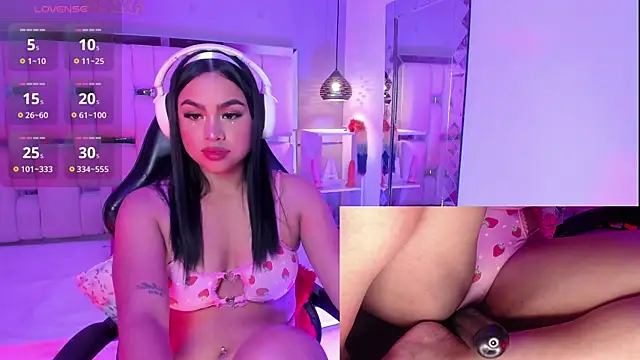 Alice Roys online show from April 2026 09:09:01 PM