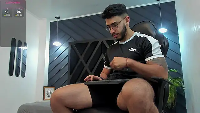 Liam Kleiin online show from November 2025 11:21:02 AM