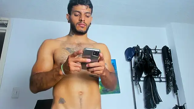 JuanBlade online show from October 2025 05:20:02 PM