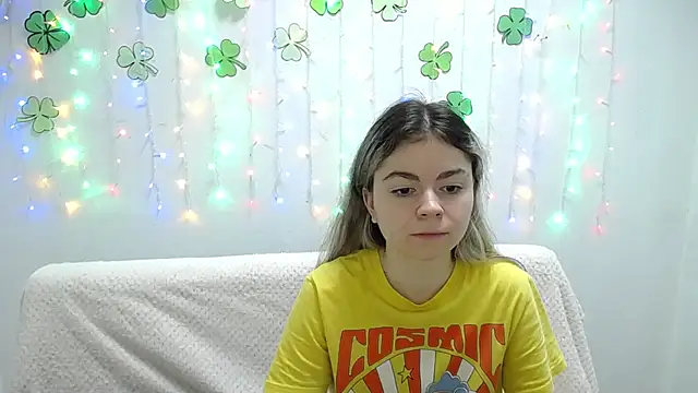 TinaRedly online show from March 2025 09:34:01 PM