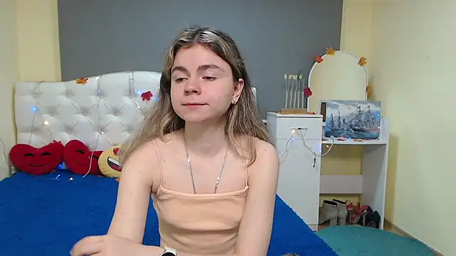 TinaRedly online show from November 2025 11:39:02 PM