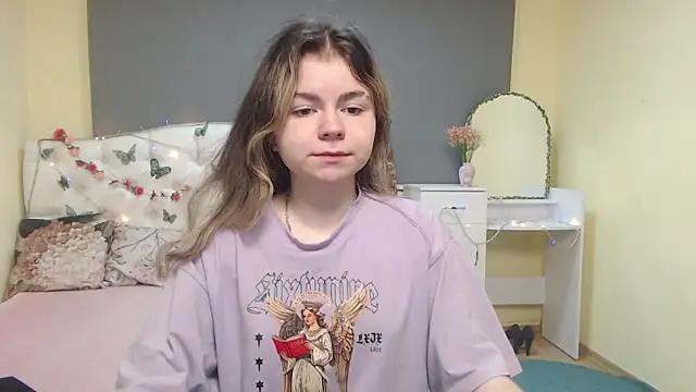 TinaRedly online show from April 2026 06:36:01 AM