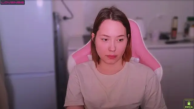 Airyhill online show from April 2026 06:09:02 PM