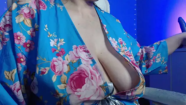 Snapshot of missdaniels chatting on January 2025 12:37:02 AM missdaniels online show from January 2025 12:37:02 AM