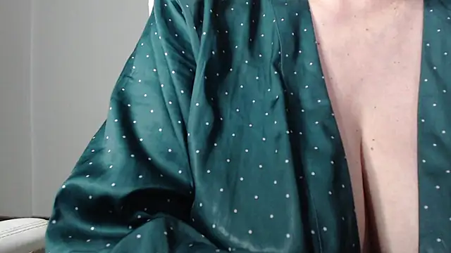 Snapshot of missdaniels chatting on September 2025 03:10:01 AM missdaniels online show from September 2025 03:10:01 AM