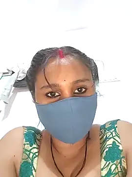 Snapshot of Archna-ji chatting on February 2025 08:54:02 AM Archna-ji online show from February 2025 08:54:02 AM