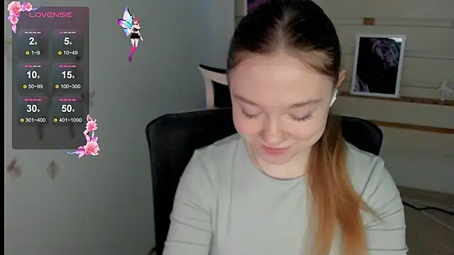 Snapshot of Florence_meow chatting on March 2025 08:38:01 AM Florence meow online show from March 2025 08:38:01 AM