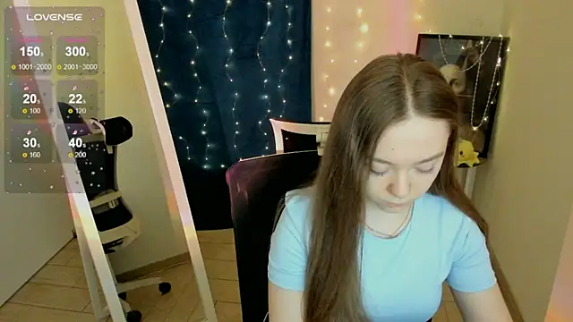 Florence meow online show from May 2026 06:53:01 AM