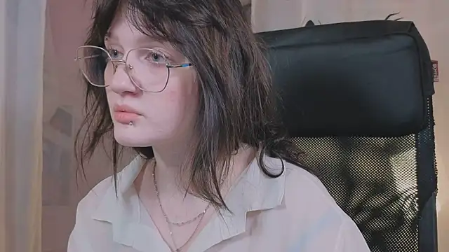 ELLIEJAY online show from November 2025 05:09:01 AM