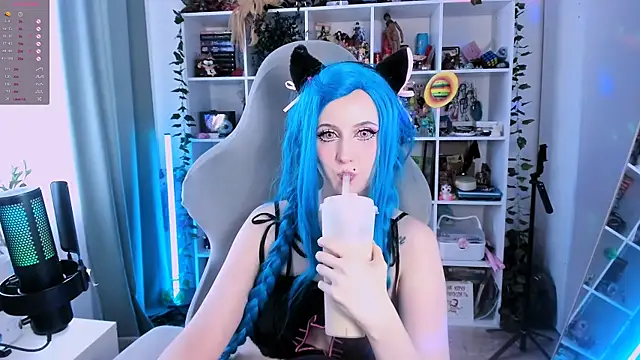 ohclementine online show from November 2025 10:15:02 AM