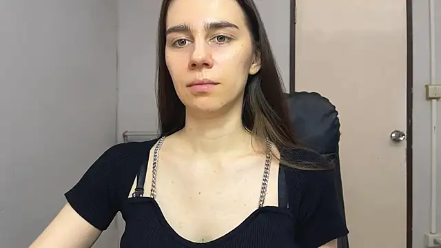 SassyJessi online show from November 2025 04:12:02 AM