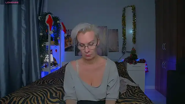 HelgaHimmell online show from January 2025 12:42:01 AM