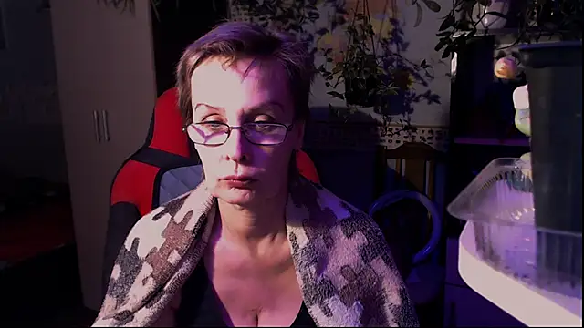 HelgaHimmell online show from May 2026 07:15:01 PM