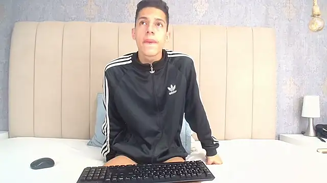 thiago19s online show from June 2026 01:02:01 PM