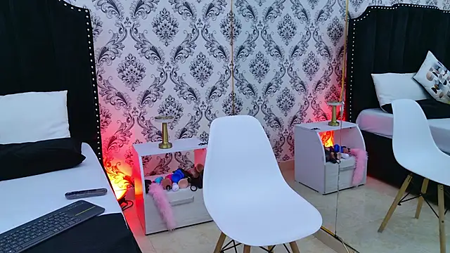 LexaDeRusso online show from November 2025 07:59:02 PM