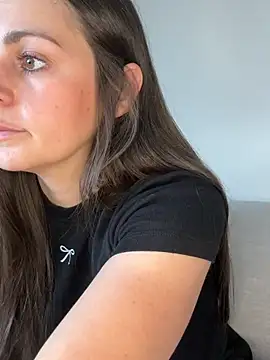 Snapshot of Loella-Rose chatting on July 2026 10:55:01 AM Loella-Rose online show from July 2026 10:55:01 AM