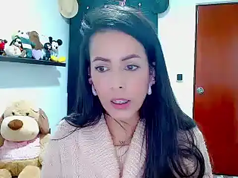 Snapshot of ella_peck chatting on December 2024 02:42:02 AM ella peck online show from December 2024 02:42:02 AM