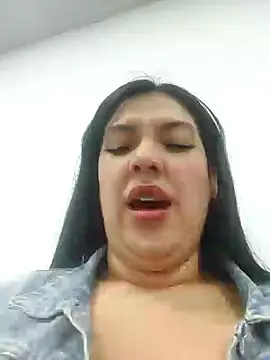 Sophie-hatter online show from January 2025 09:15:02 PM