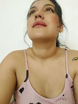 Sophie-hatter online show from February 2025 04:53:02 PM