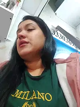 Sophie-hatter online show from March 2025 02:42:02 PM