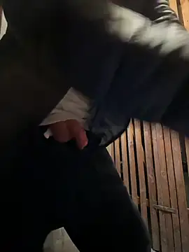 Snapshot of czruz chatting on March 2025 01:56:02 PM czruz online show from March 2025 01:56:02 PM