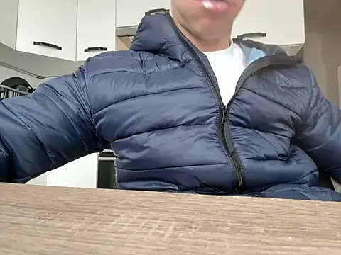 Snapshot of czruz chatting on March 2025 10:33:01 PM czruz online show from March 2025 10:33:01 PM