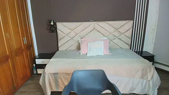 Raquel jones online show from March 2025 11:53:01 AM