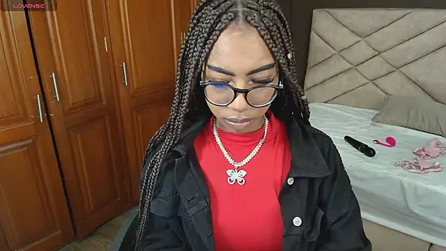 Raquel jones online show from September 2025 12:06:01 PM