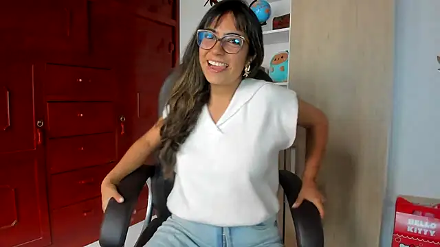 Isabellaa22 1 online show from June 2026 08:11:01 PM