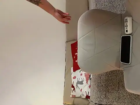 teasecake online show from December 2024 07:33:02 AM