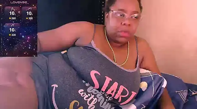 Snapshot of TatianaSantodomingo chatting on January 2025 02:19:02 AM TatianaSantodomingo online show from January 2025 02:19:02 AM