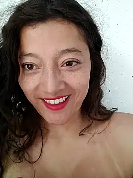 Snapshot of lunazulsj chatting on September 2025 04:51:02 PM lunazulsj online show from September 2025 04:51:02 PM