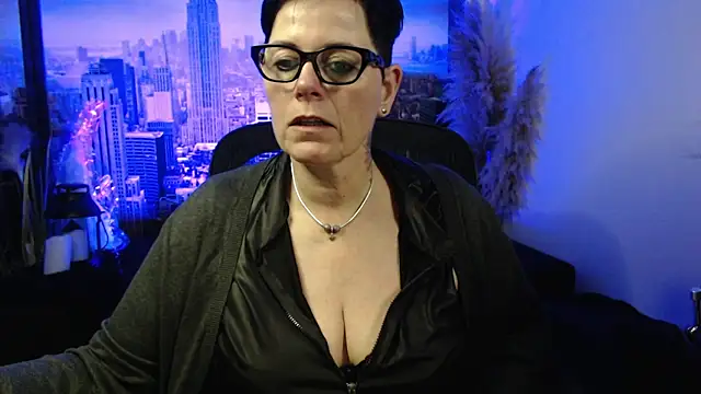 ninarandmann online show from January 2026 03:58:01 PM