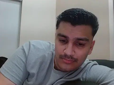 robintoit online show from April 2026 02:11:02 PM