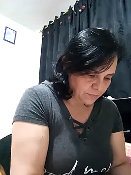 Natasha milf   online show from March 2025 12:27:02 AM