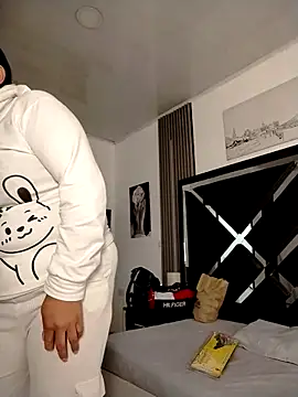 Natasha milf   online show from April 2026 12:31:01 PM