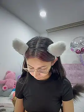 Bonniepark online show from March 2026 12:05:01 AM