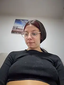 Bonniepark online show from March 2026 12:05:01 AM