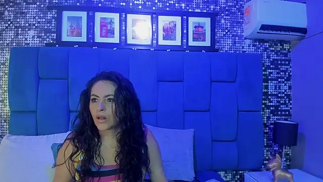 hanny milf online show from October 2025 11:32:02 AM