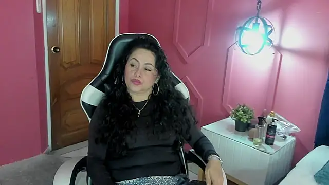 hanny milf online show from May 2026 12:23:01 PM