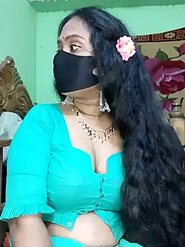 Idhika Paul online show from February 2025 08:20:02 PM