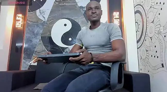 Terrance z online show from February 2025 07:41:02 PM