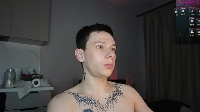 R1mmo   online show from November 2025 07:52:02 AM