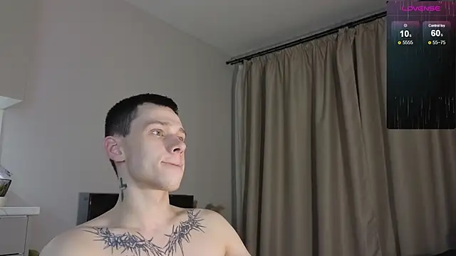 R1mmo   online show from December 2025 05:50:01 PM