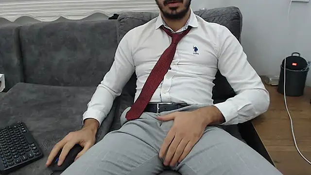 Naughtb0y online show from January 2025 08:57:01 PM