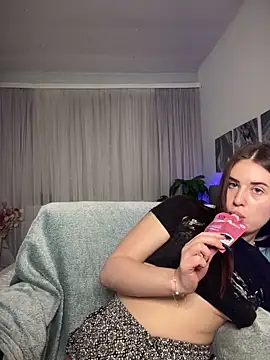Milkissss online show from February 2025 08:16:02 PM