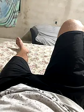 gatuno25 online show from September 2025 10:37:01 PM