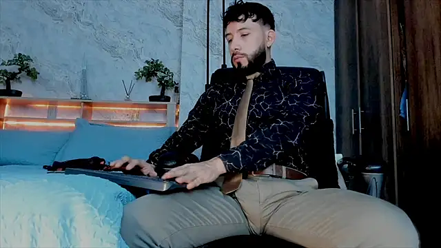 bruno woods online show from December 2024 01:51:02 AM